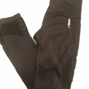Gymshark leggings. Size small. Black. Never worn.